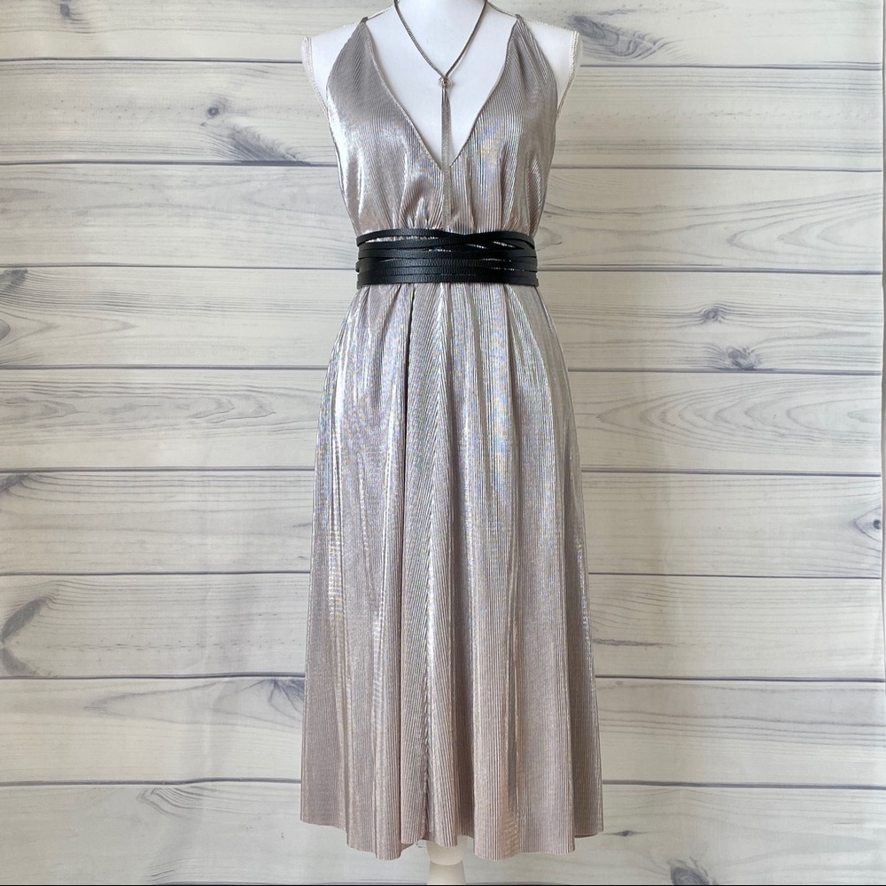 TOPSHOP I Metallic Deep V Neck Midi Dress (6) - Picture 2 of 8